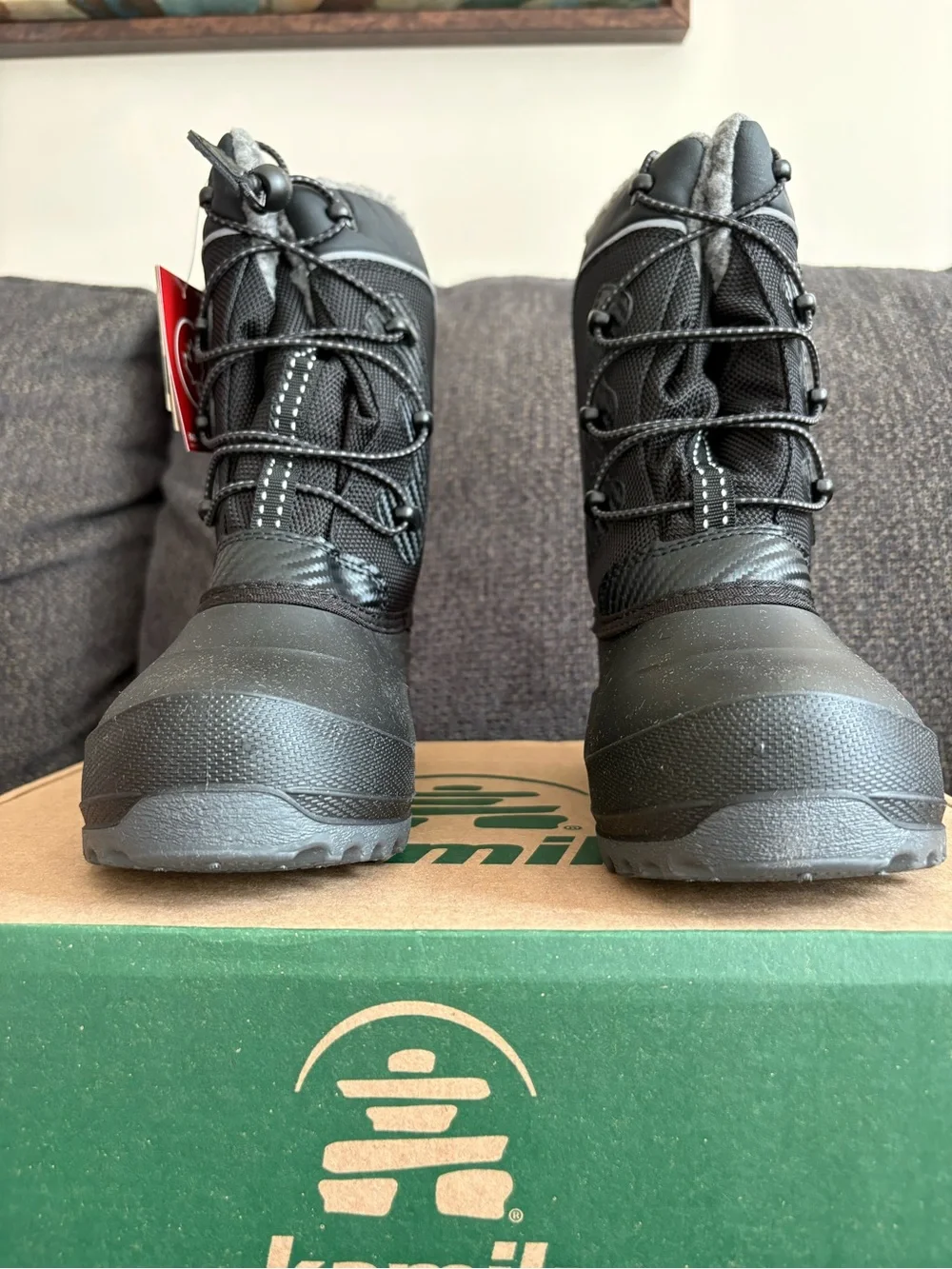 NWT 🎿 Kamik Black Kids Snow Boot with Gray Trim